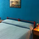 Ostello Verbania Hostel *