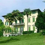 Ostello Verbania Hostel *