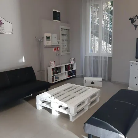 Hostal Ostello Verbania