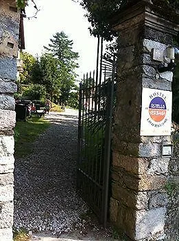 Ostello Verbania Hostel *