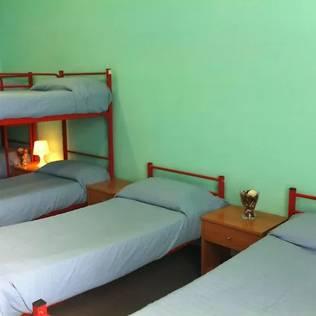 Ostello Verbania Hostal *